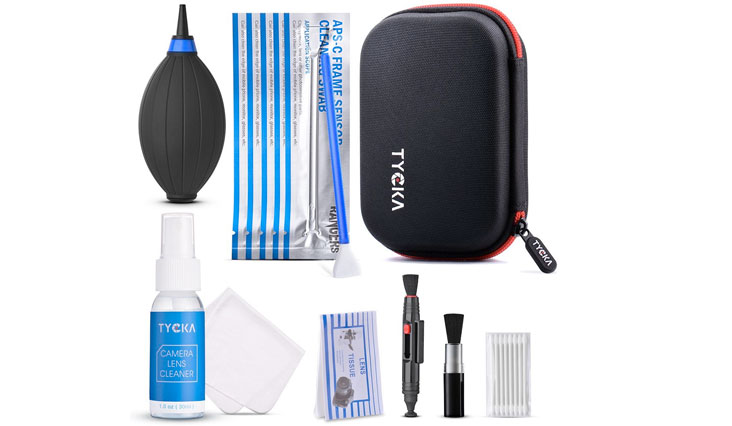 Top 10 Best Professional Camera Cleaning Kit For Camera Men in Review 2018