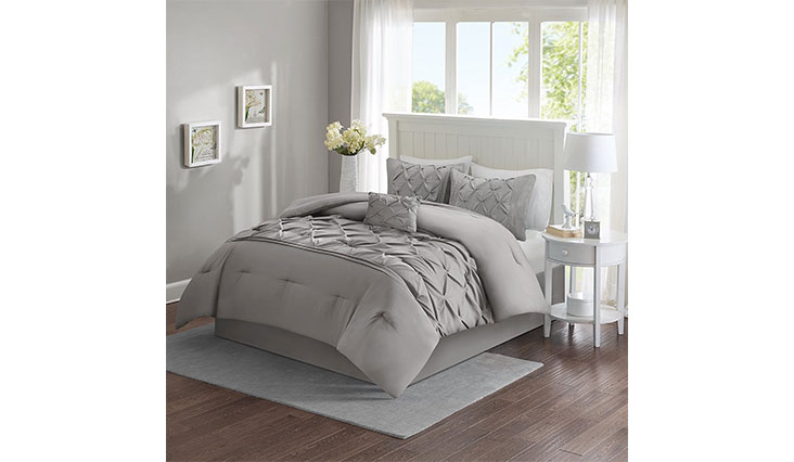 Comfort Spaces – Cavoy Comforter Set - 5 Piece – Tufted Pattern – Gray – Full / Queen size, includes 1 Comforter, 2 Shams, 1 Decorative Pillow, 1 Bed Skirt