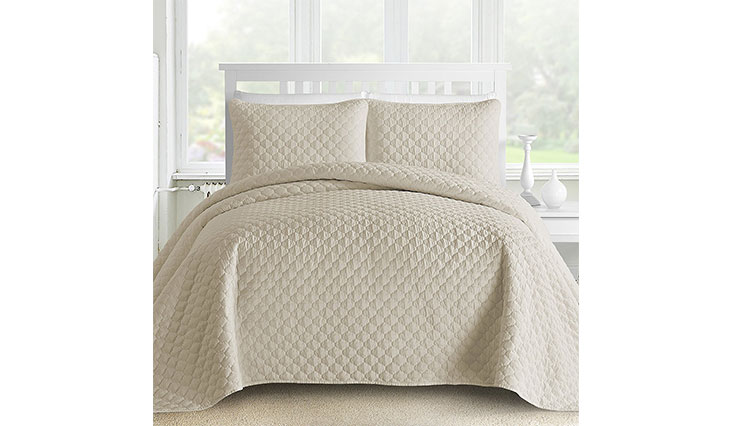 Oversized and Prewashed Comfy Bedding Lantern Ogee Quilted 3-piece Bedspread Coverlet Set (King/Cal King, Beige)