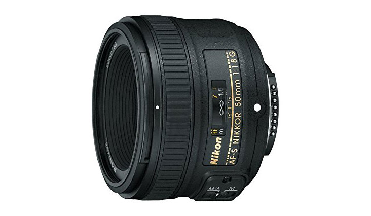 Nikon AF-S FX NIKKOR 50mm f/1.8G Lens with Auto Focus for Nikon DSLR Cameras