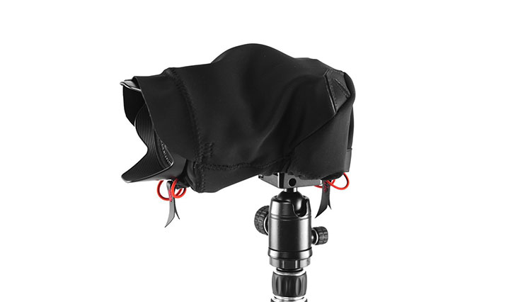 Peak Design Black Shell Form-Fitting Rain and Dust Cover