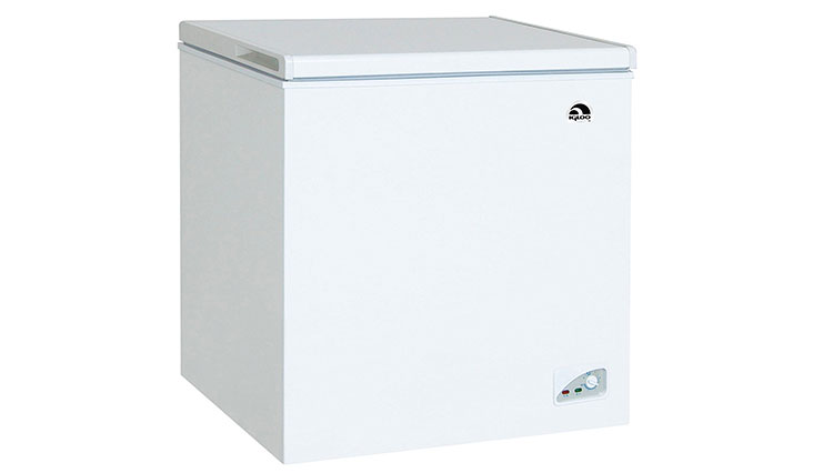 Igloo FRF472 Chest Freezer, 7.1 Cubic Feet, White