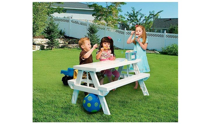 White foldable Children's Picnic Table 600 lbs plastic compact durable