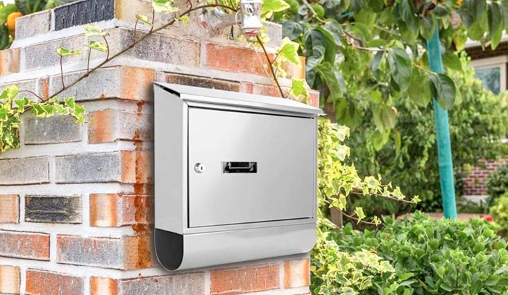 Serenelife Modern Wall Mount Lockable Mailbox - Outdoor Galvanized Metal Key Large Capacity - Commercial Rural Home Decorative & Office Business Parcel Box Packages Drop Slot Secure Lock SLMAB06 White