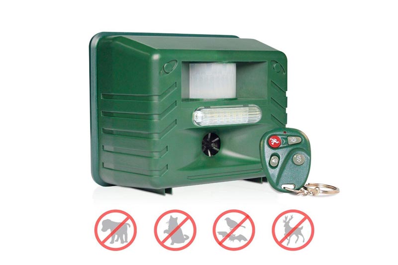 Yard Sentinel RC - Ultrasonic Animal Pest Repeller with Motion Detector, 4 Key Remote, Strobe & New Sonic harassment & Predator Sound